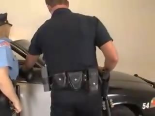 Johnson faminto policial rachel amor é pricked em dela patrol carro para cima dela molhada pachacha