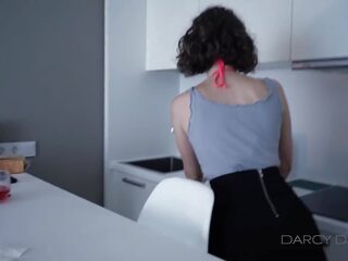 Eu worked în curatenie cameră: perfect corp amator sex clamă ispravă. darcy_dark666